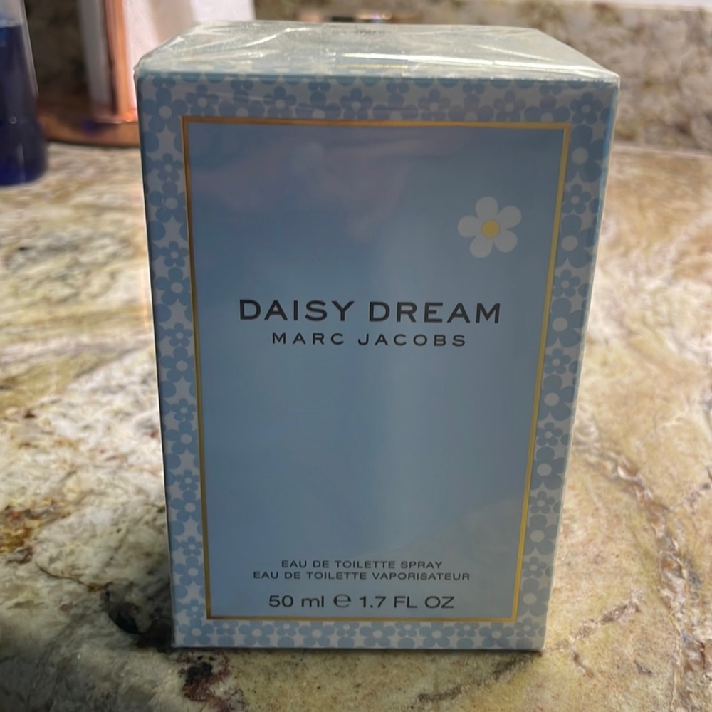 Brand New Daisy Dream by Marc Jacobs Purfume 1.7 Oz